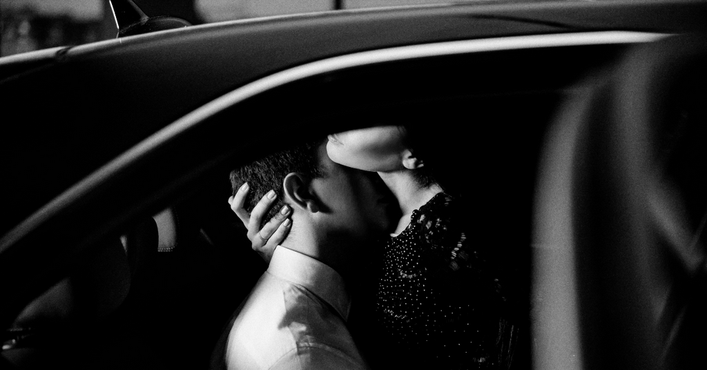 Bang That Perfect MILF: A Professional Guide to Locate and Woo Mature Appeals Bang That Perfect MILF: A Professional Guide to Locate and Woo Mature Appeals